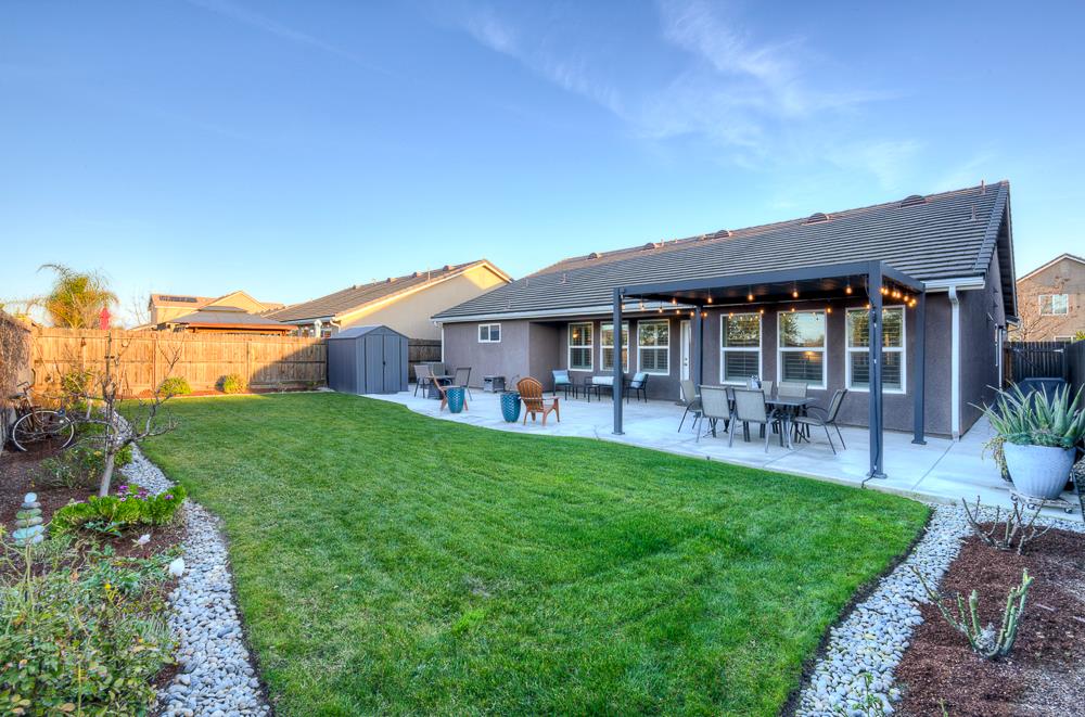 391 Maclure Avenue Madera, CA 93636 - Photo 20 of 29