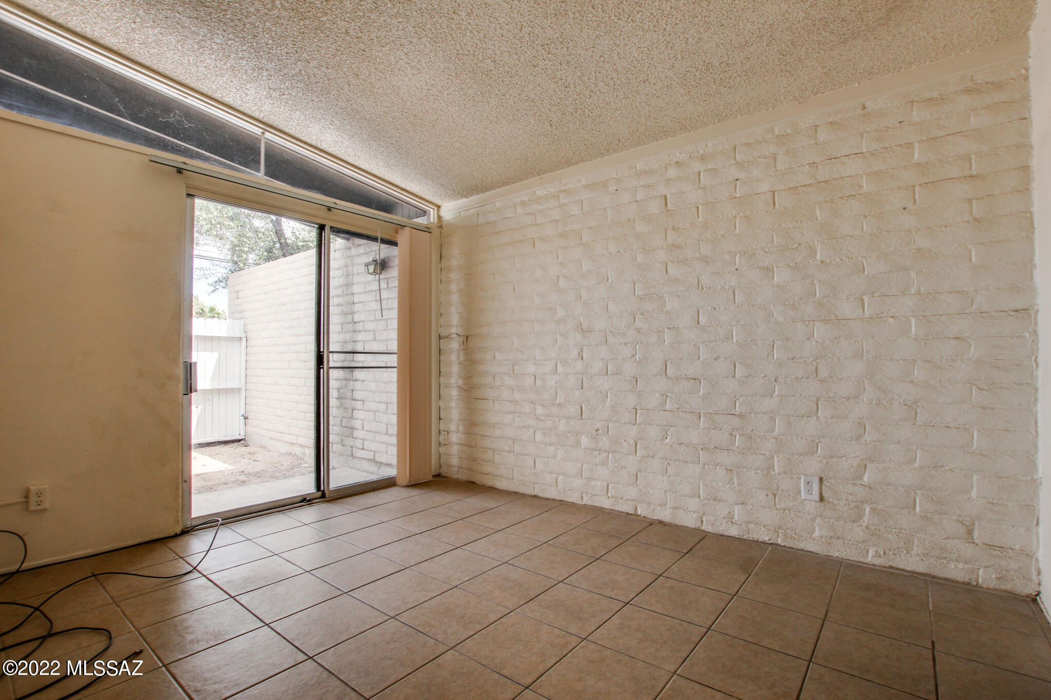 6004 East Grant Road Tucson, AZ 85712 - Photo 7 of 22