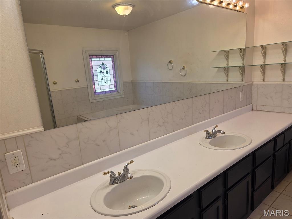 1300 Radford Road Cuba, MO 65453 - Photo 20 of 43