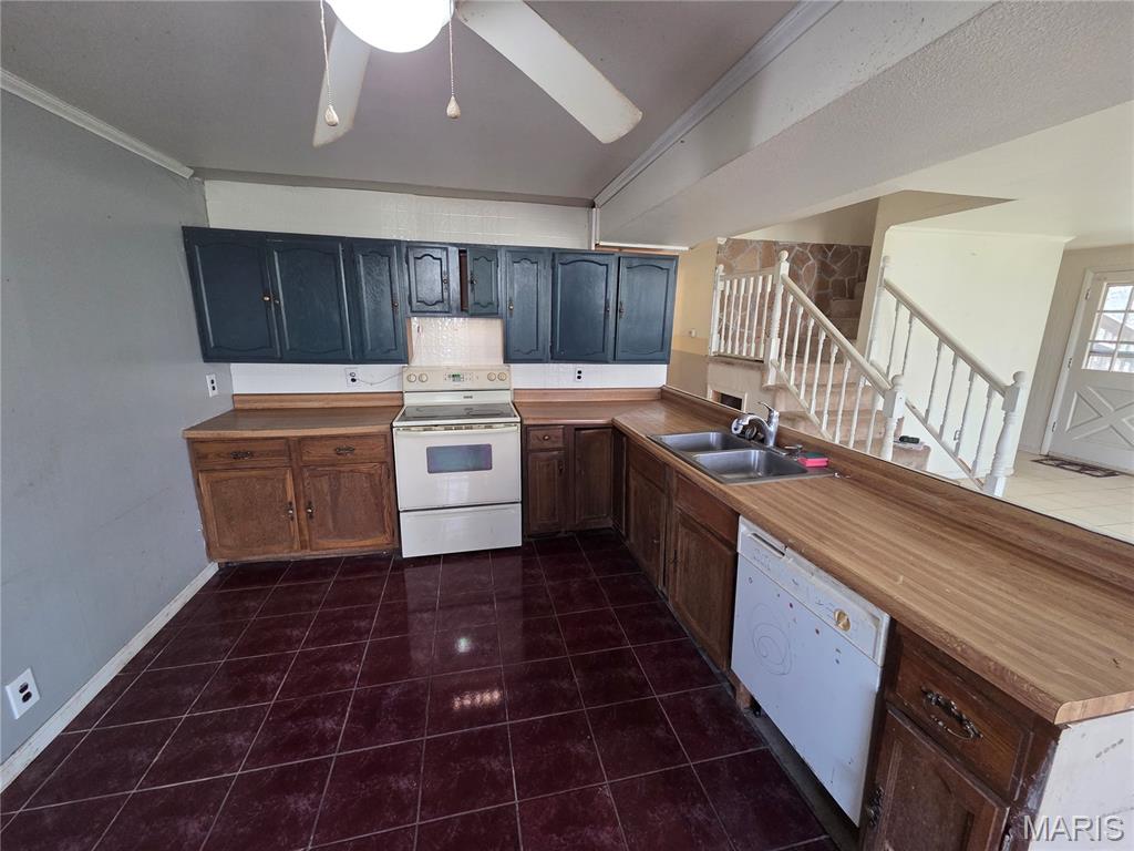 1300 Radford Road Cuba, MO 65453 - Photo 23 of 43