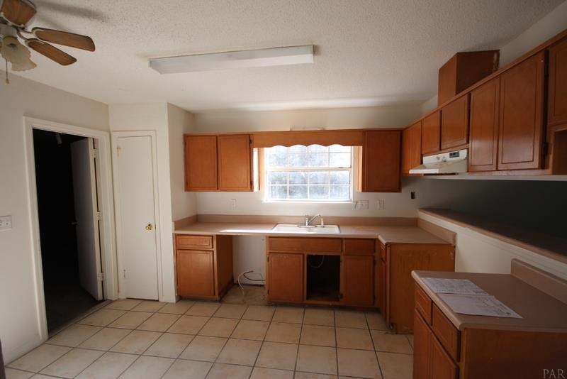 1 Holly Road Crestview, FL 32539 - Photo 4 of 9 Gallery Image 4