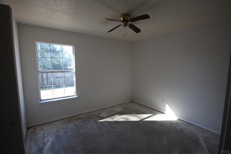 1 Holly Road Crestview, FL 32539 - Photo 8 of 9 Gallery Image 8