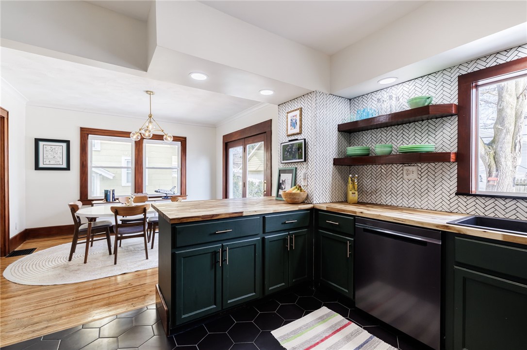 120 Brookfield Road Rochester, NY 14610 - Photo 13 of 31