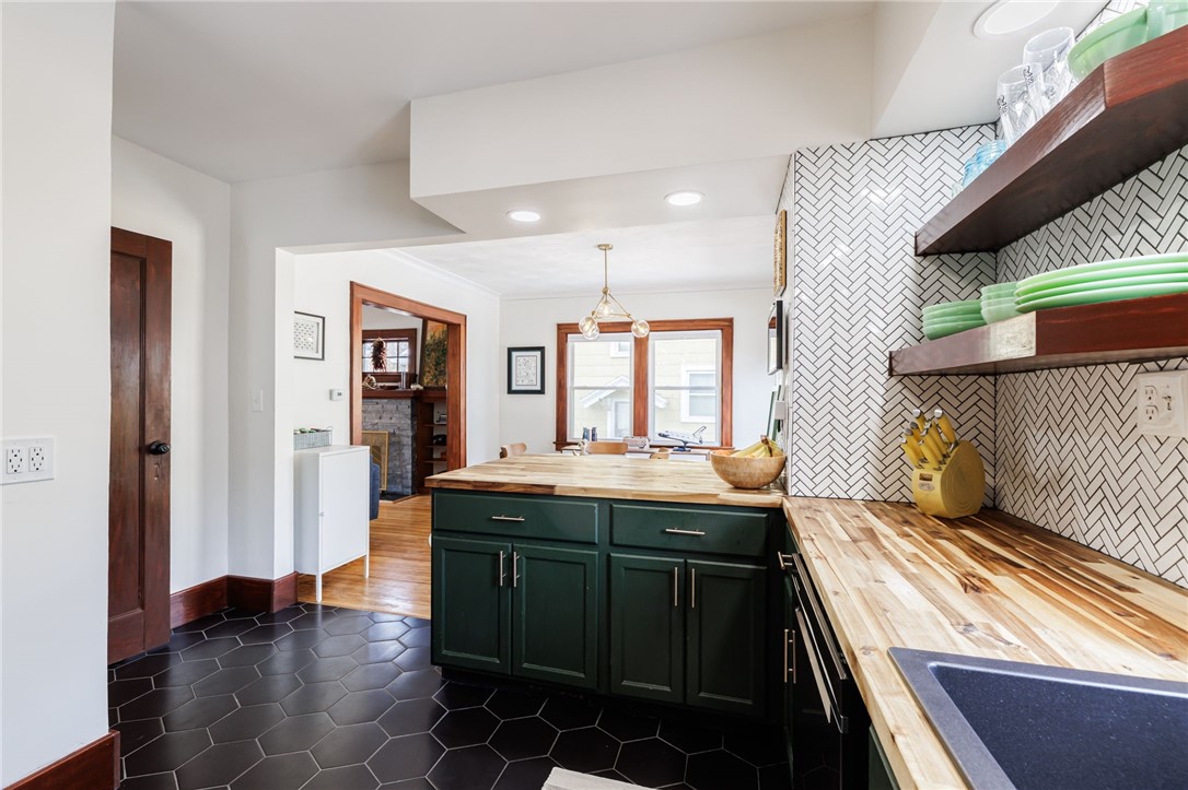 120 Brookfield Road Rochester, NY 14610 - Photo 14 of 31