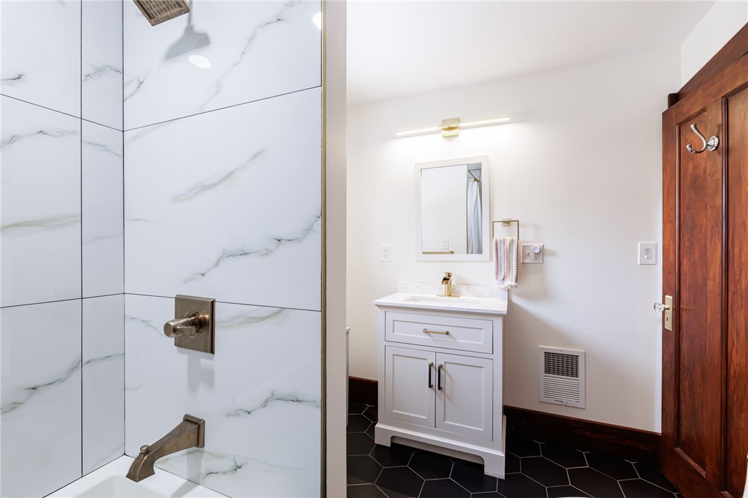 120 Brookfield Road Rochester, NY 14610 - Photo 19 of 31