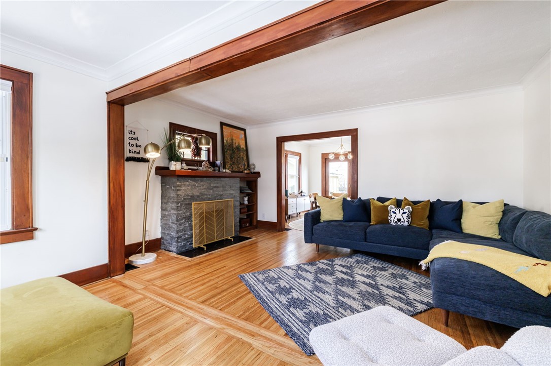 120 Brookfield Road Rochester, NY 14610 - Photo 5 of 31