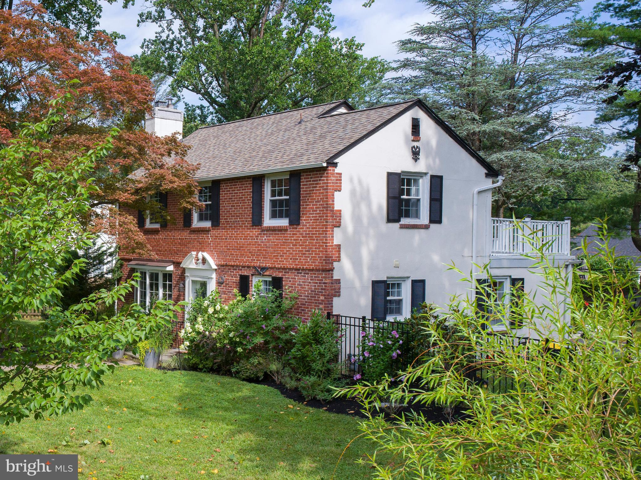 499 Woodcrest Road Wayne, PA 19087 - Photo 3 of 41