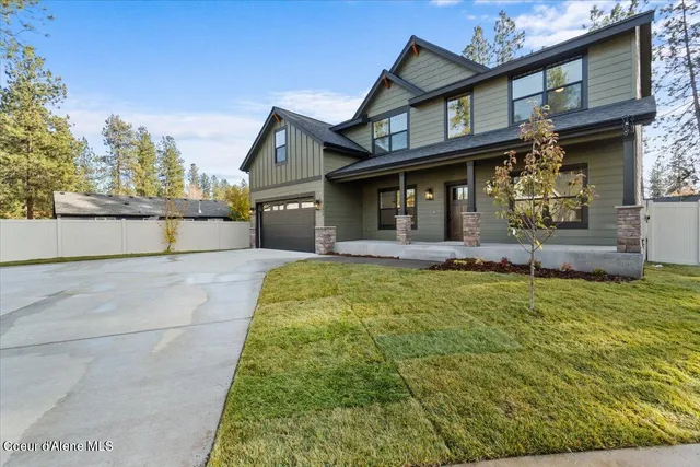 $619,900 | 2902 North Neptune Street, Post Falls, ID 83854