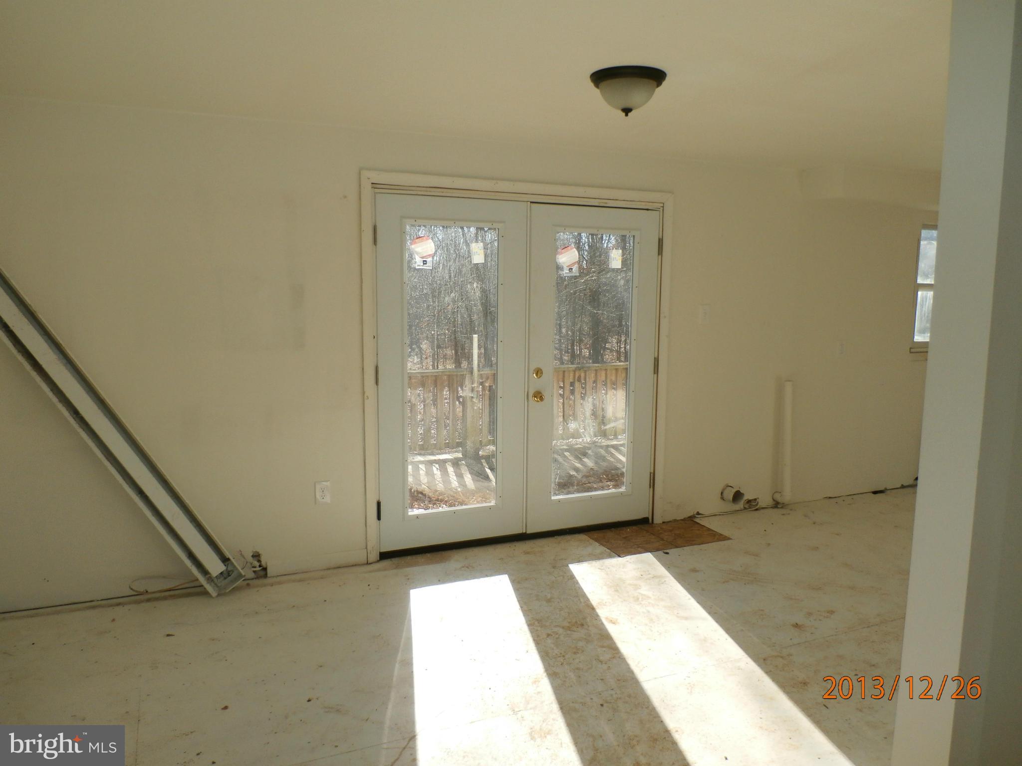 894 Summit Point Road Summit Point, WV 25446 - Photo 8 of 17 Dining Room