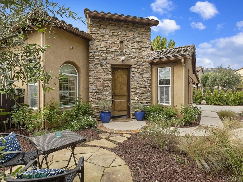 898 First Light Road San Marcos, CA 92078 - Photo 8 of 25