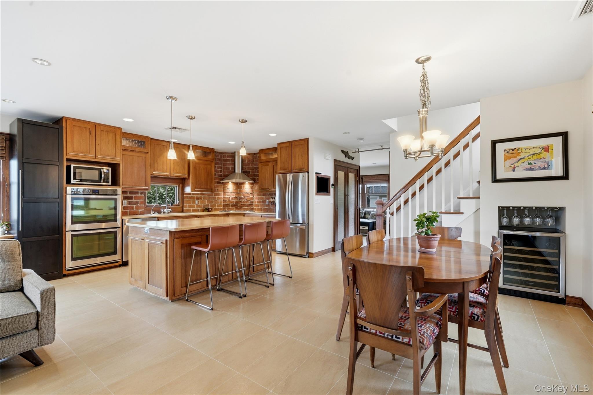 2544 Riverside Avenue Seaford, NY 11783 - Photo 12 of 50