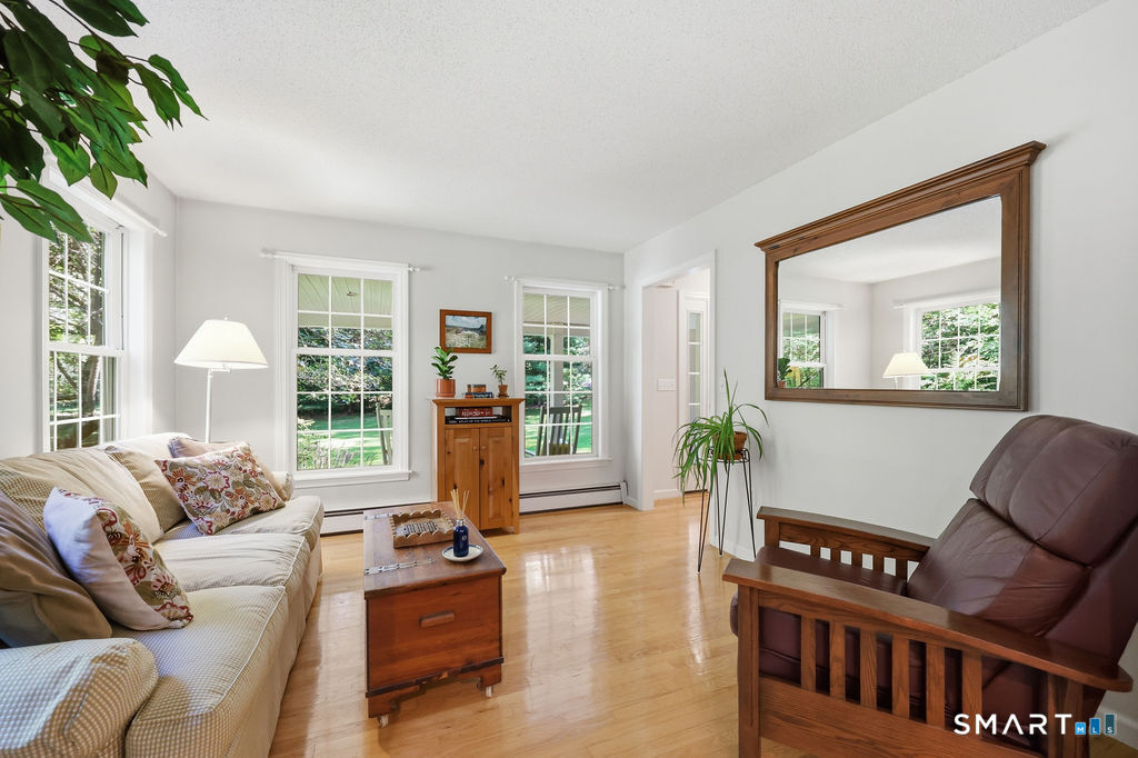 212 Martin Road Hebron, CT 06248 - Photo 5 of 36 Gallery Image 5