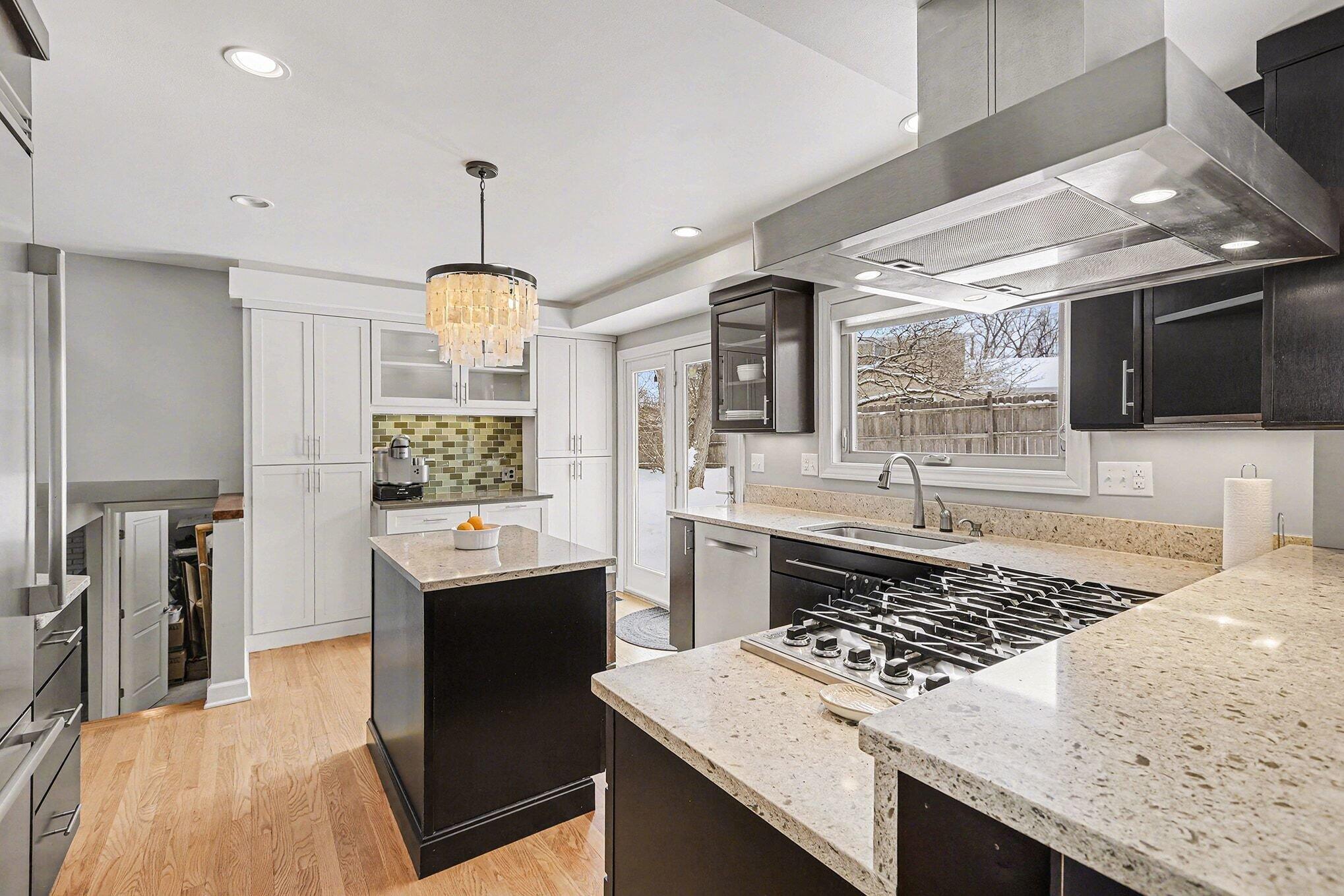 2134 Ascot Road Ann Arbor, MI 48103 - Photo 12 of 49 012__mg_1942_182