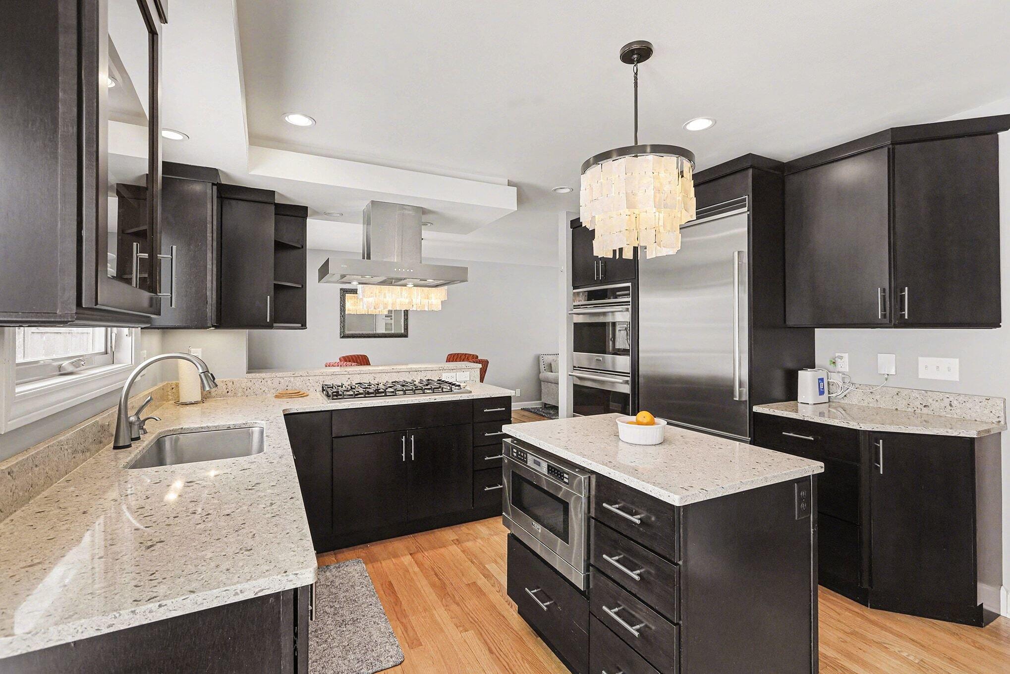 2134 Ascot Road Ann Arbor, MI 48103 - Photo 14 of 49 014__mg_1948_927