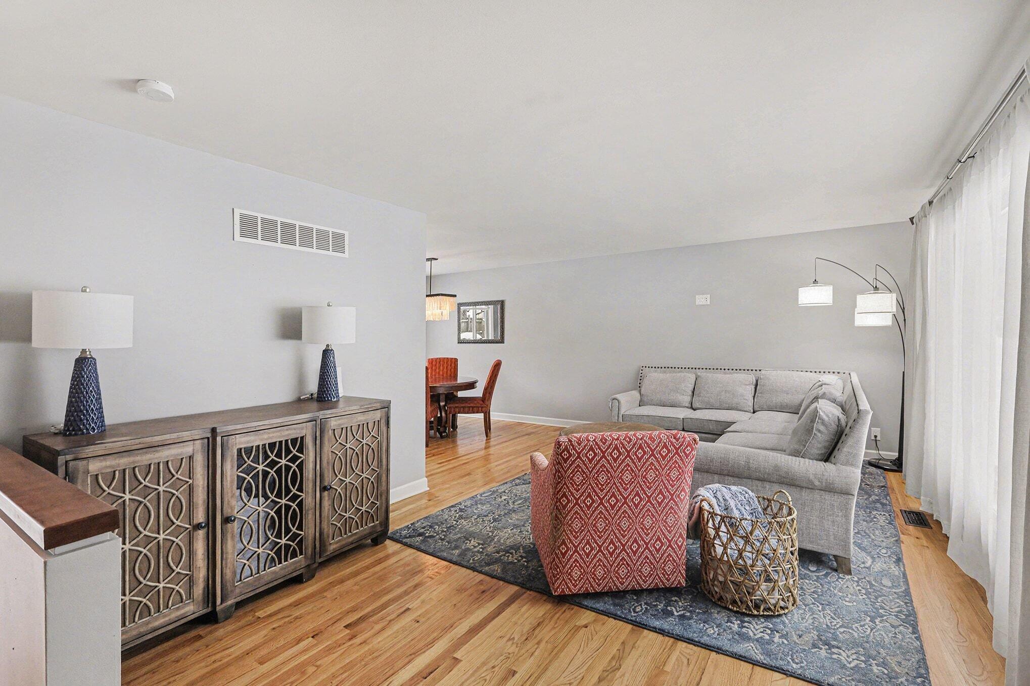 2134 Ascot Road Ann Arbor, MI 48103 - Photo 7 of 49 007__mg_1921_609