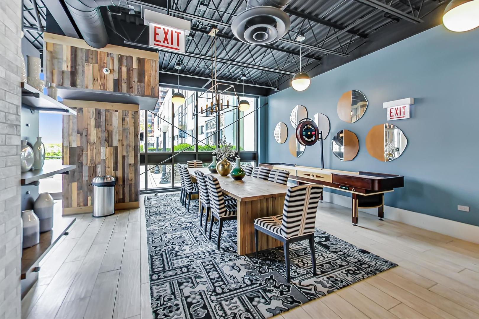 660 West Wayman Street, Unit 603 Chicago, IL 60661 - Photo 25 of 31 a outdoor space with lots of furniture