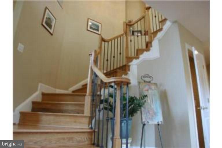 13302 Query Mill Road North Potomac, MD 20878 - Photo 14 of 30 Staircase