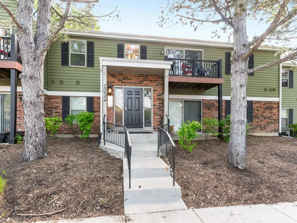 $230,000 | 1332 McDowell Road, Unit 103, Naperville, IL 60563