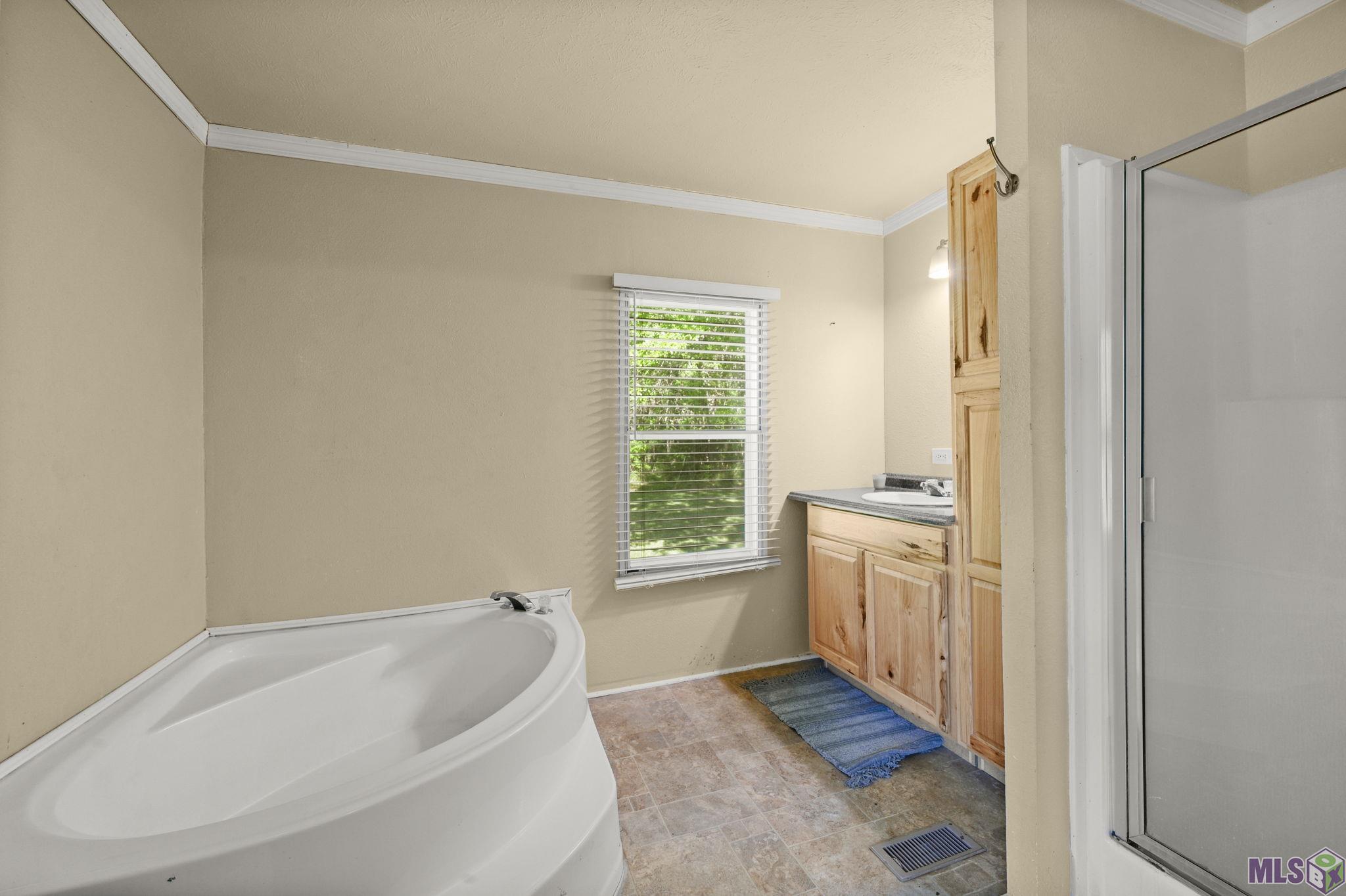 17635 Melancon Road Livingston, LA 70754 - Photo 10 of 40 Gallery Image 10