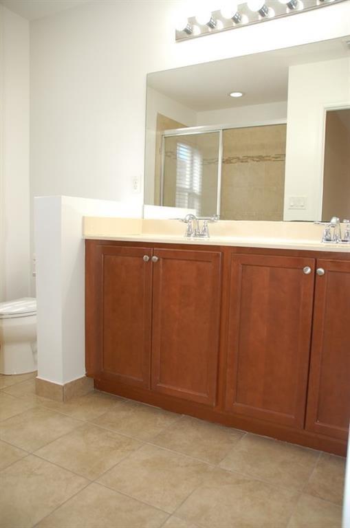 208 Southwest 7th Court Pompano Beach, FL 33060 - Photo 11 of 32 208-11