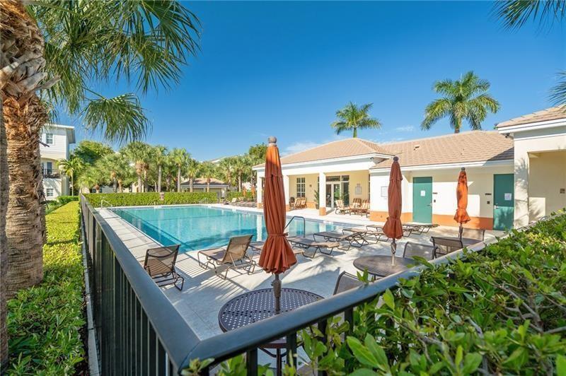 208 Southwest 7th Court Pompano Beach, FL 33060 - Photo 24 of 32 208-24