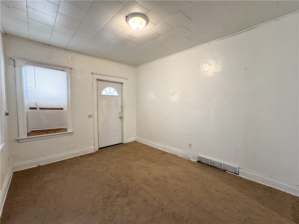 365 Weaver Street Rochester, NY 14621 - Photo 5 of 23