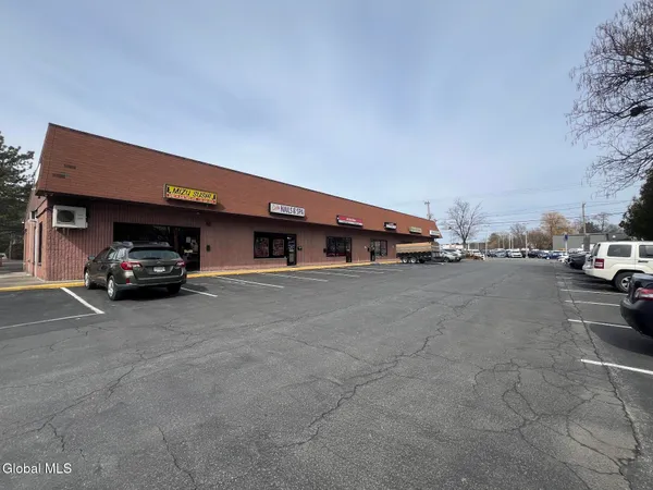 $18 | 3610 State Street, Niskayuna, NY 12304