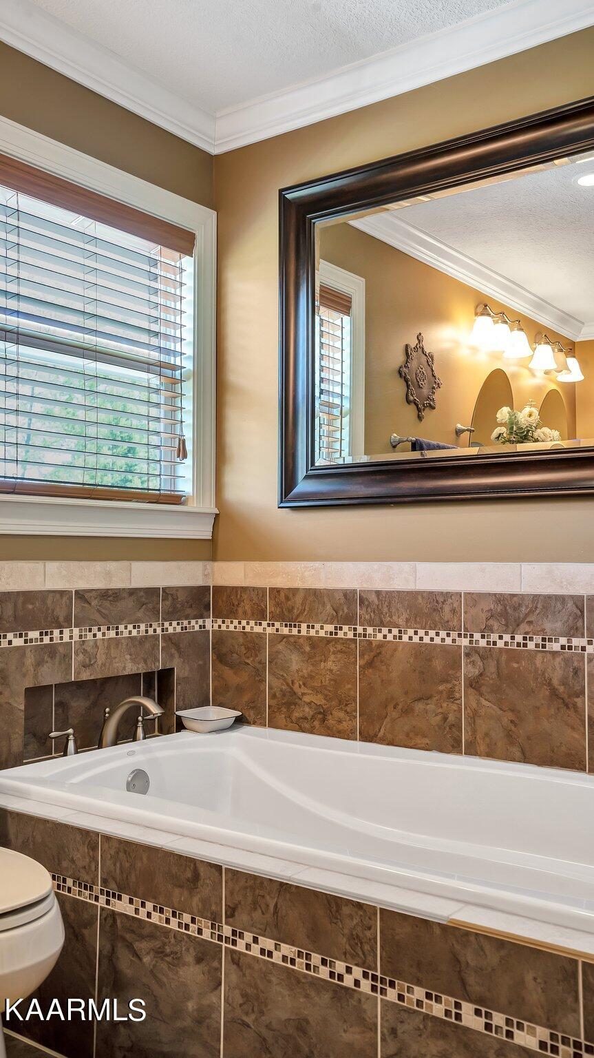 341 Green Acres Road Kingston, TN 37763 - Photo 30 of 57 Master Bath