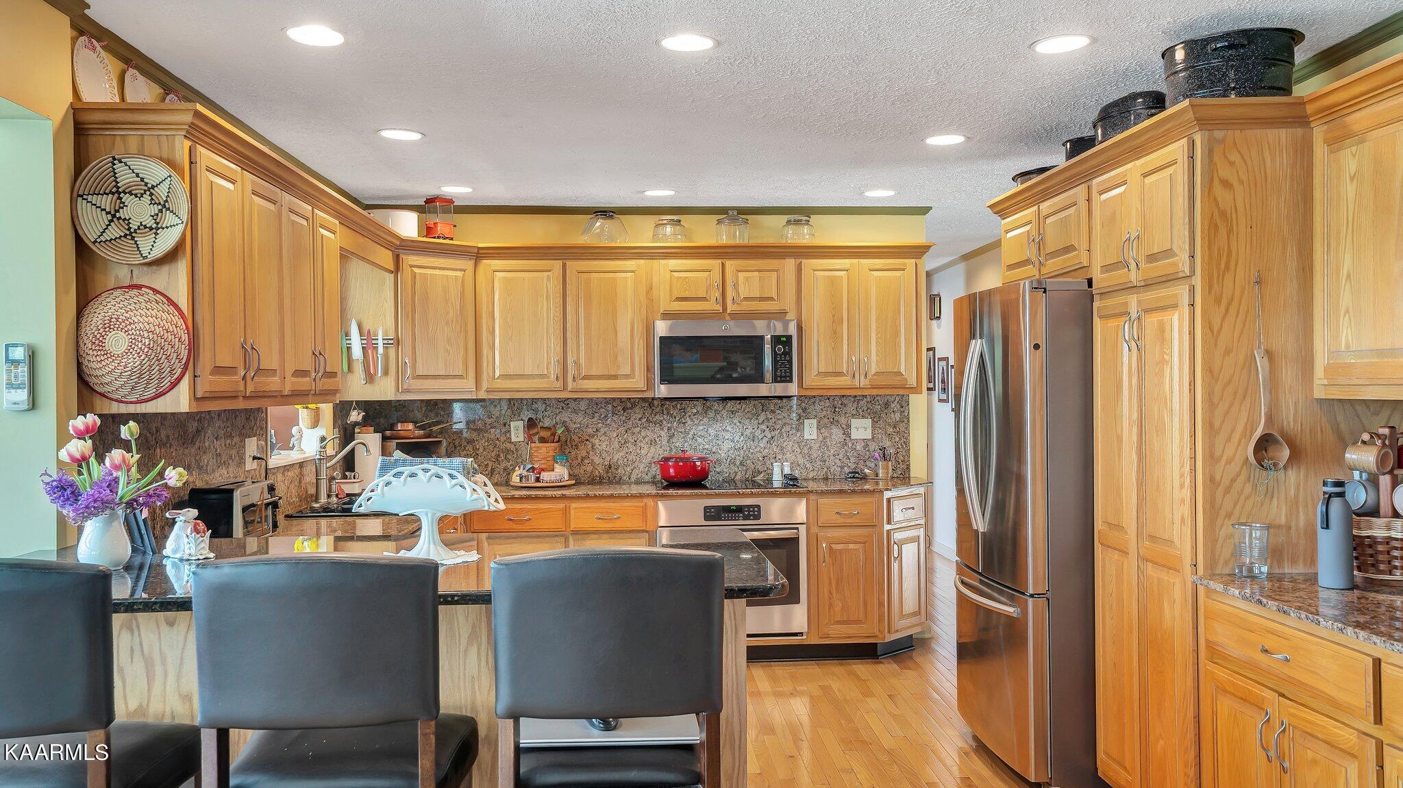 341 Green Acres Road Kingston, TN 37763 - Photo 36 of 57 Kitchen