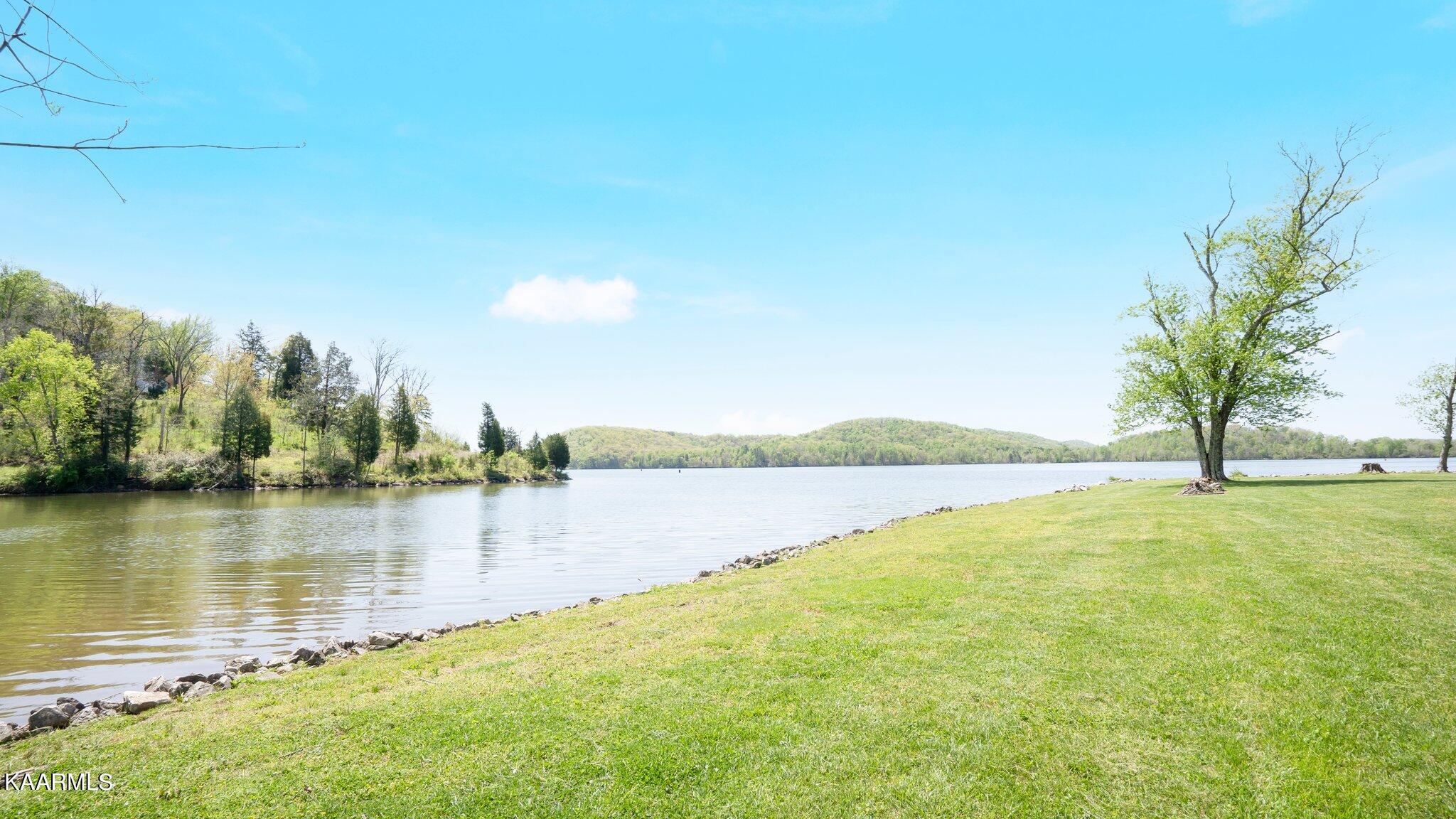 341 Green Acres Road Kingston, TN 37763 - Photo 8 of 57 4-web-or-mls-DSC01710