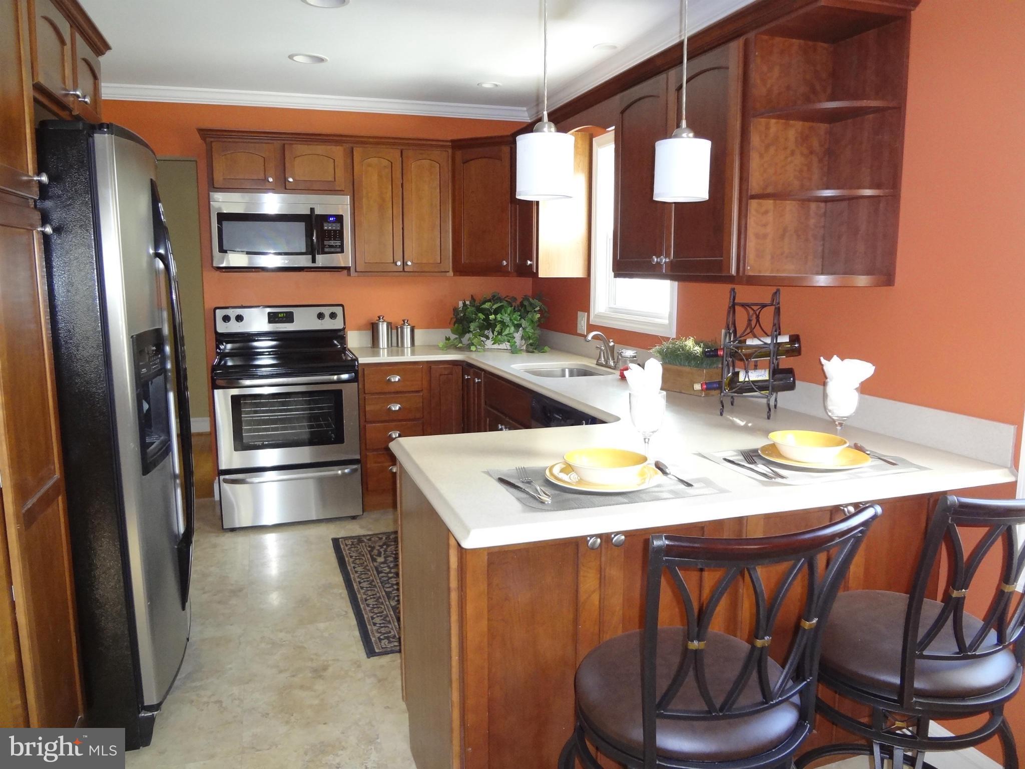 13214 Club Road Hagerstown, MD 21742 - Photo 2 of 19 Kitchen