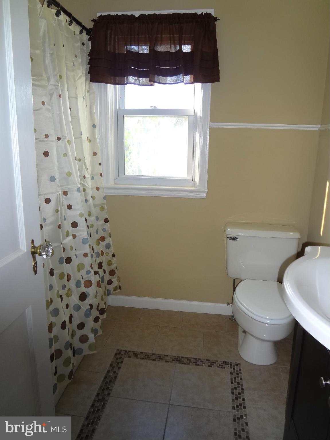 13214 Club Road Hagerstown, MD 21742 - Photo 9 of 19 Bath