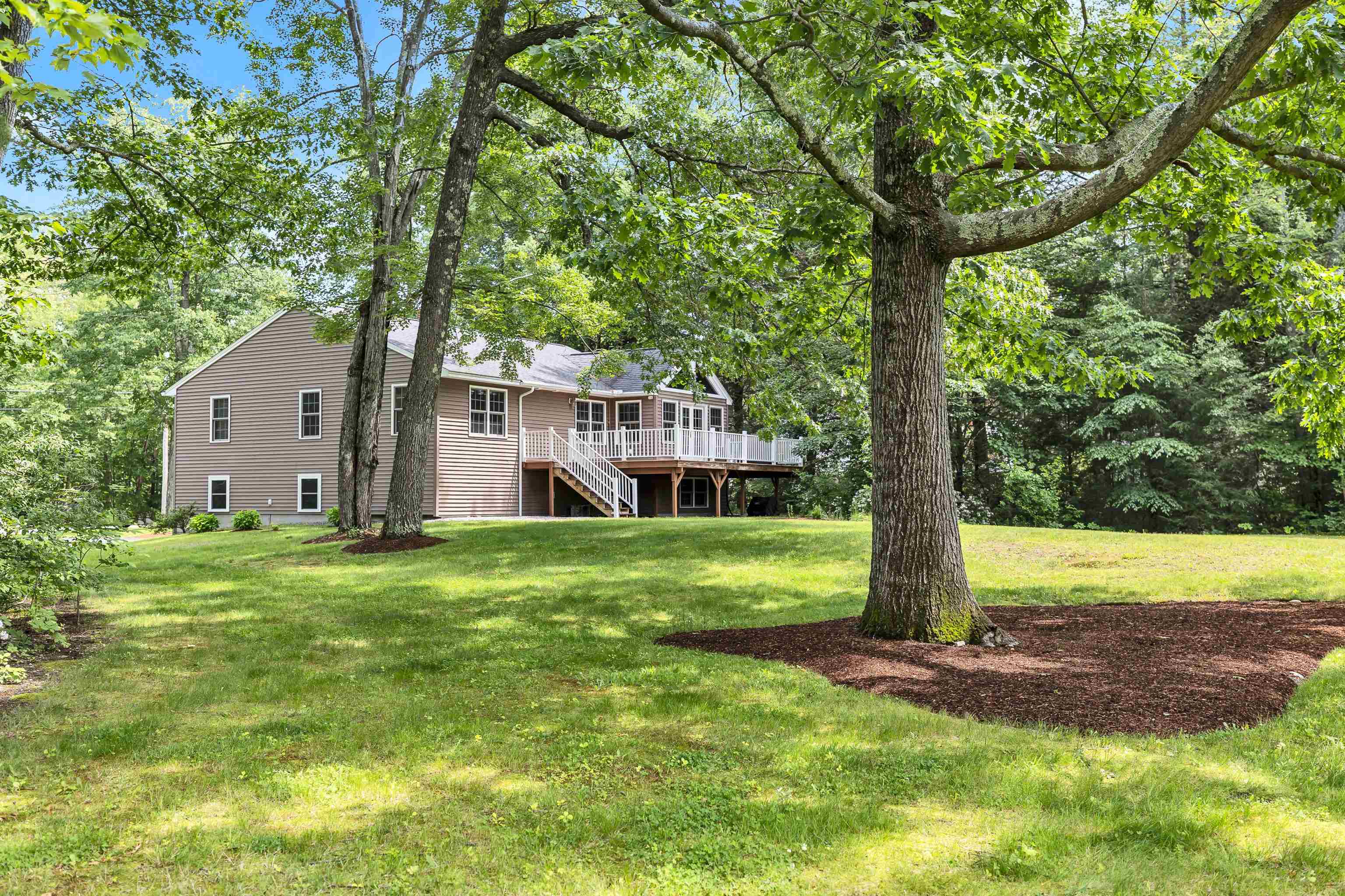 31 Tanager Road Goffstown, NH 03045 - Photo 33 of 39 Gallery Image 33