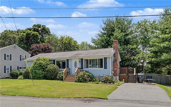 $429,900 | 118 Duchess Road, Cumberland, RI 02864