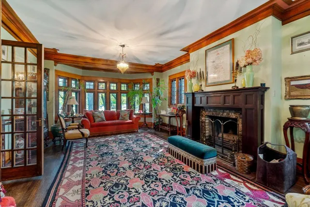 $799,900 | 329 Park Circle, Menomonie, WI 54751