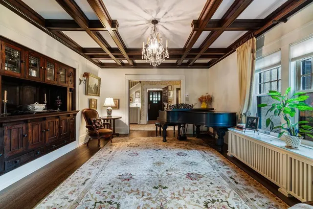 $799,900 | 329 Park Circle, Menomonie, WI 54751