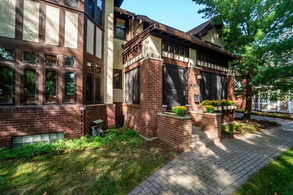 $799,900 | 329 Park Circle, Menomonie, WI 54751