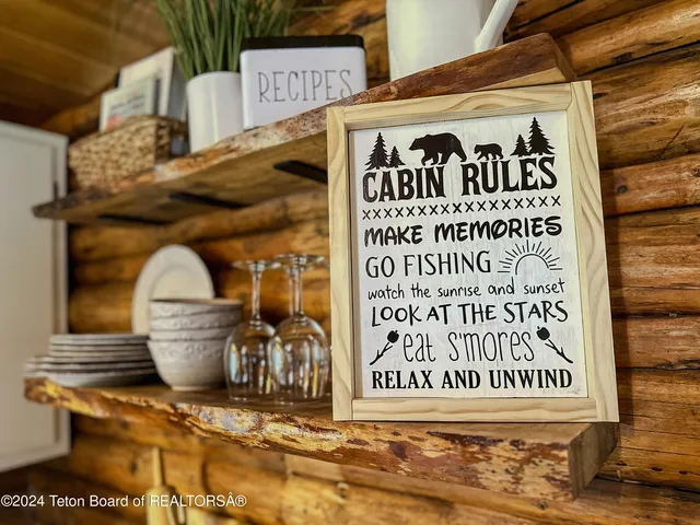 $2,890,000 | 9795 Main Street, Kelly, WY 83001