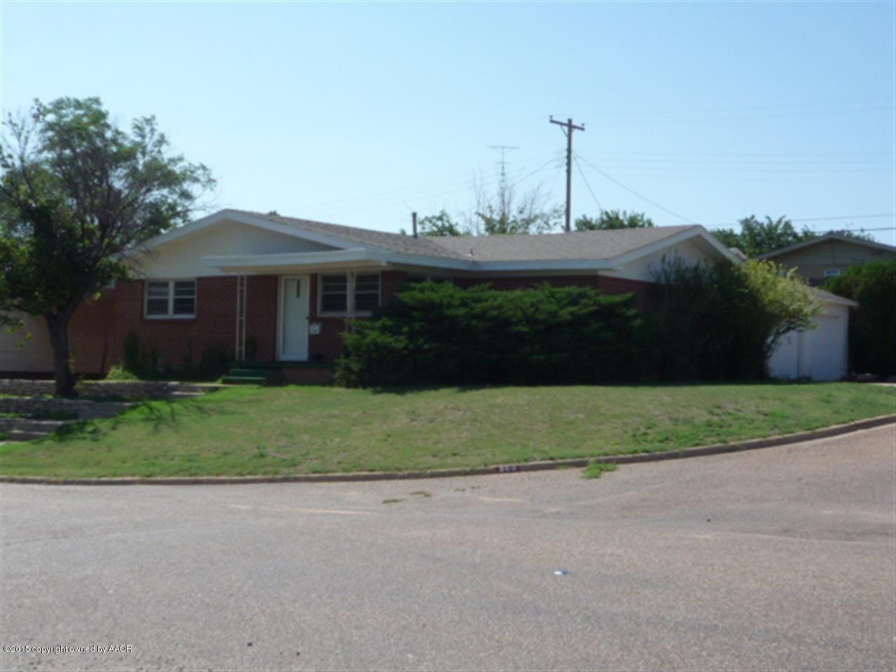 200 Teague Street Borger, TX 79007 - Photo 1 of 1 a front view of house with a garden