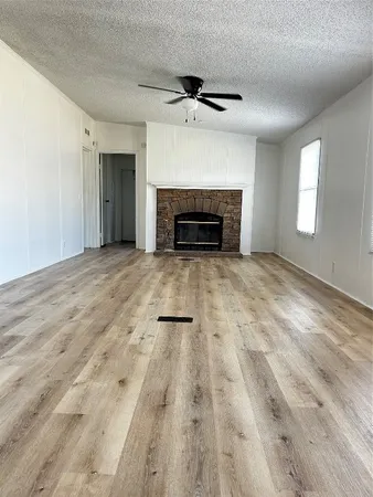$1,750 | 219 Blinkin Avenue, Crosby, TX 77532