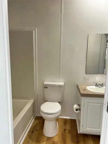 $1,900 | 219 Blinkin Avenue, Crosby, TX 77532