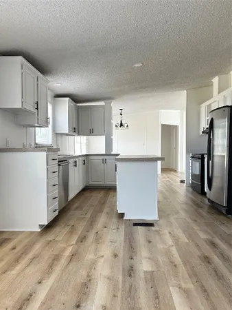 $1,750 | 219 Blinkin Avenue, Crosby, TX 77532