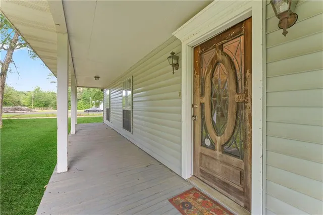$299,000 | 22101 Floyd Lavigne Road, Ponchatoula, LA 70454