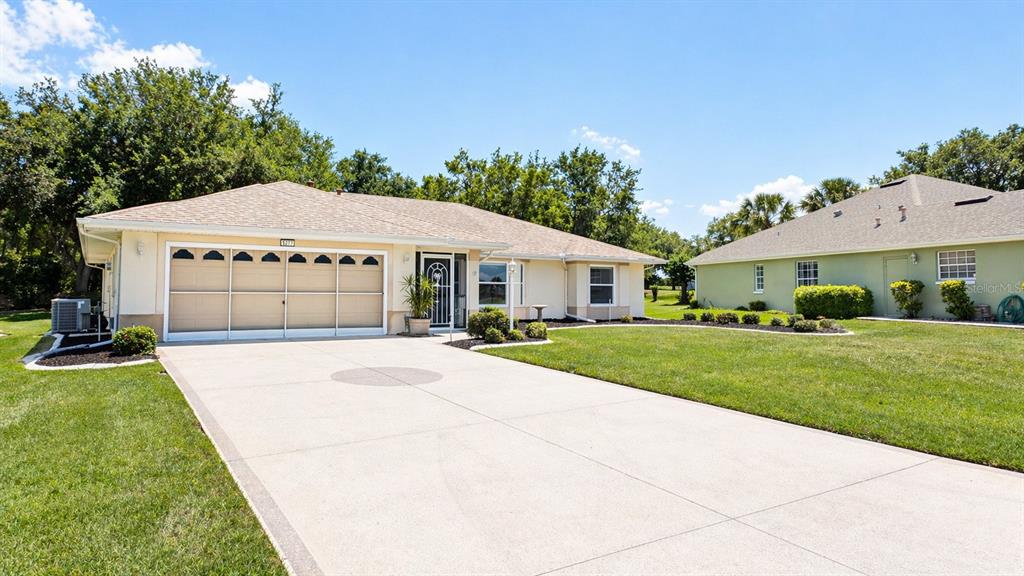 5277 Indian Ocean Loop Tavares, FL 32778 - Photo 4 of 30