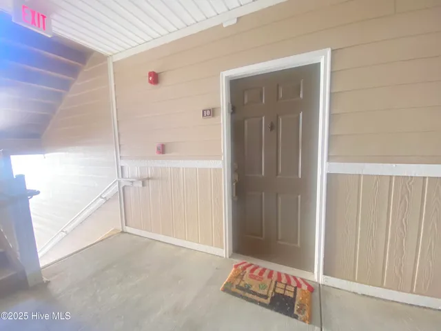 $1,650 | 290 Woodlands Way, Unit 10, Calabash, NC 28467