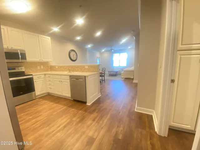 $1,650 | 290 Woodlands Way, Unit 10, Calabash, NC 28467