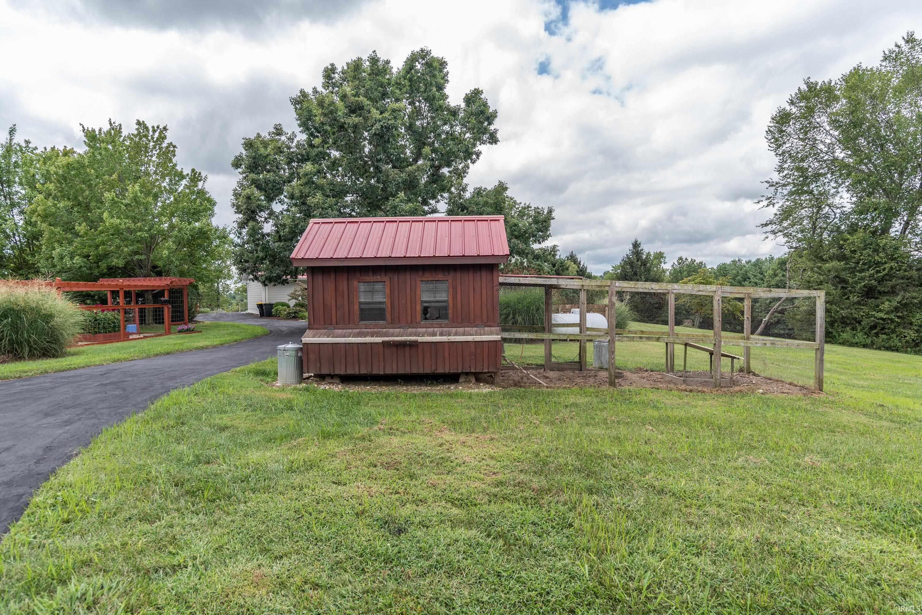 3993 Eller Lane Bloomington, IN 47403 - Photo 28 of 34