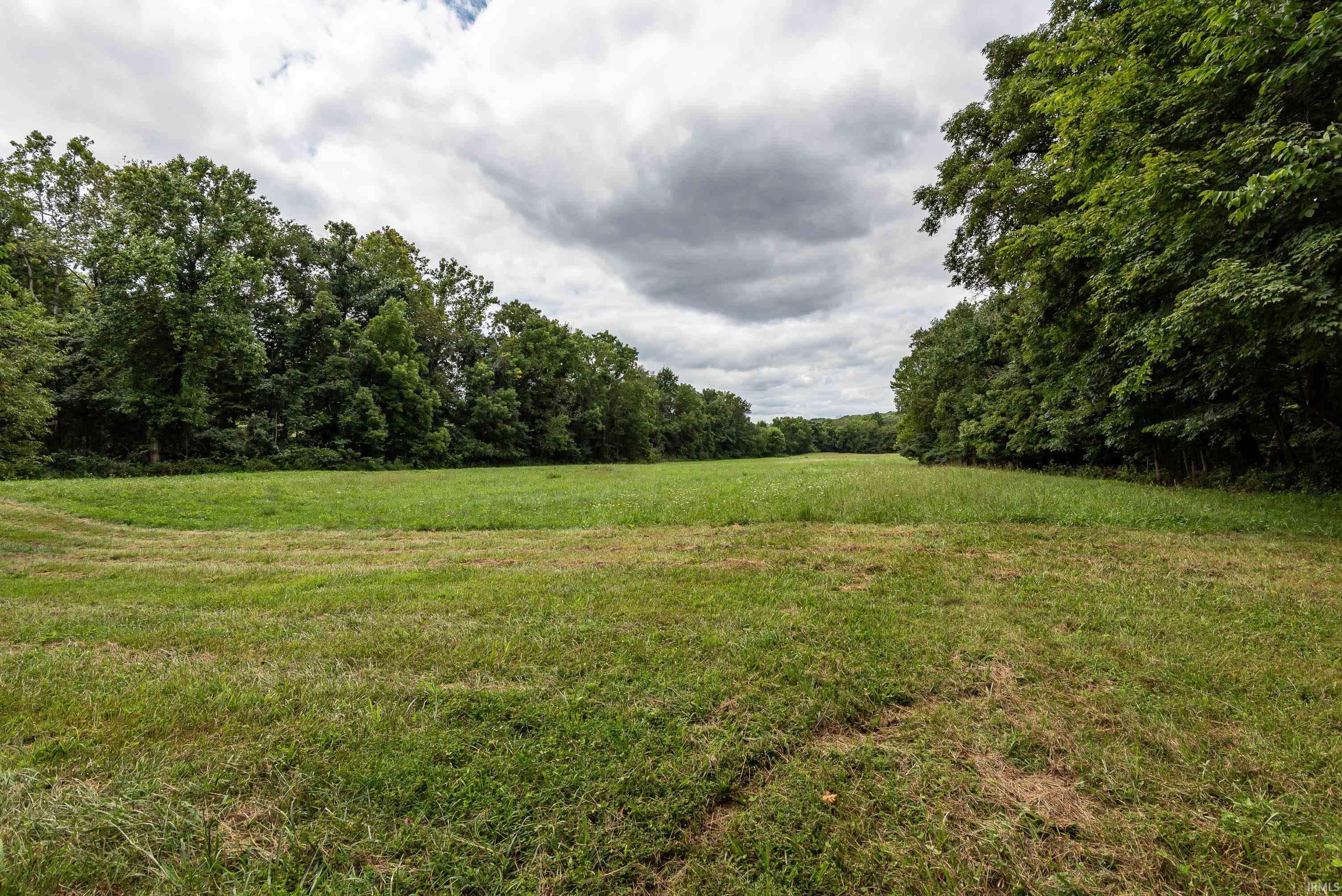 3993 Eller Lane Bloomington, IN 47403 - Photo 32 of 34
