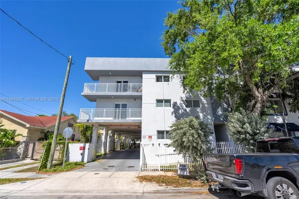 $1,800 | Little Havana, Miami, FL 33128