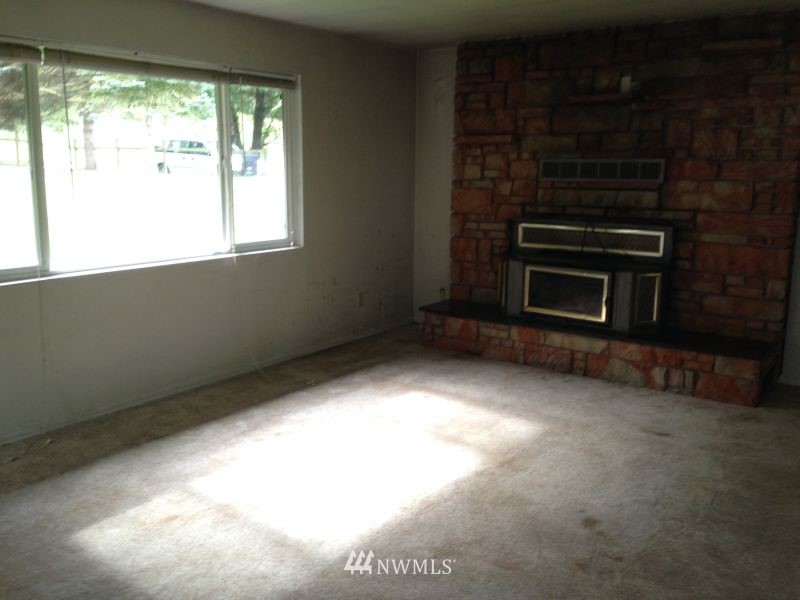 17216 Renton Issaquah Road Southeast Renton, WA 98059 - Photo 7 of 8